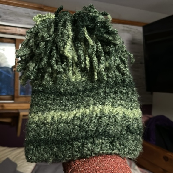Handmade hat - Picture 2 of 2